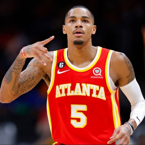 德森表现的 德森表现的